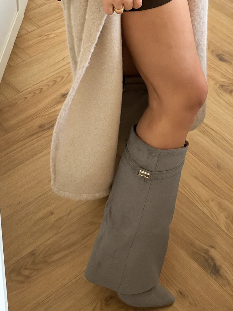 BOOTS FOR AUTUMN GREY SUEDE